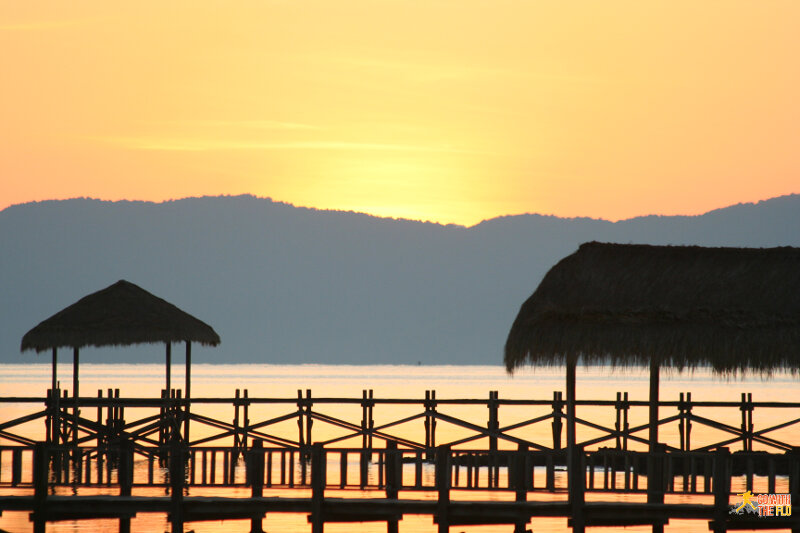 The perfect sunrise seen from Seraya Kecil