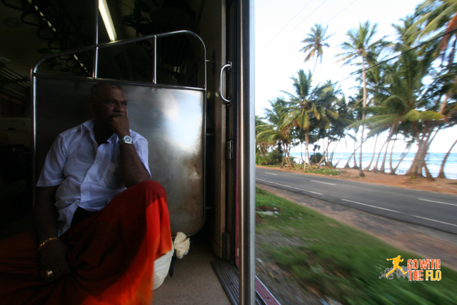 Enjoying the scenary on the way from Galle to Colombo