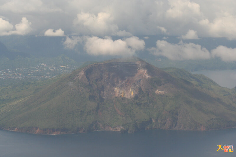 A volcano enroute to Flores