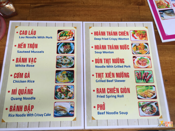 An overview of Hoi An's specialties... most of which are shown below and all come highly recommended. Especially the Banh Vac (White Rose)