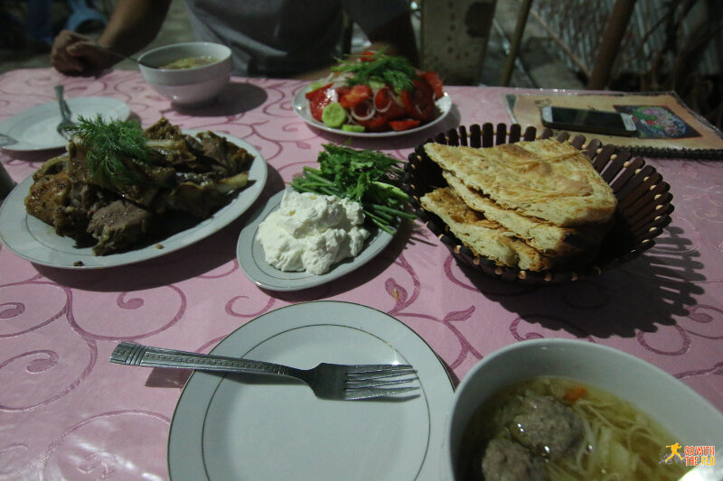 Dinner at Chor Bakhr