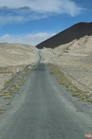 Next stop: Tajikistan-Kyrgyzstan border