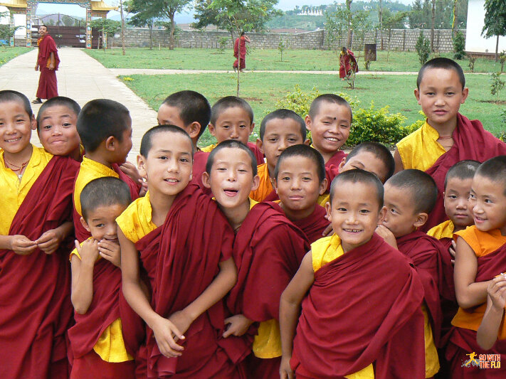 Tibetan school kids (Modahalli, Karnataka - 2008)