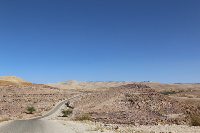 Diving from the Dead Sea towards Ma'in