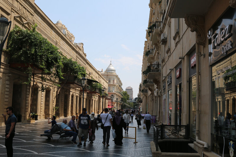 Main pedestrian shopping street