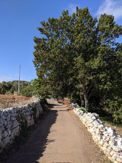 Hike near Monte Pizzuto