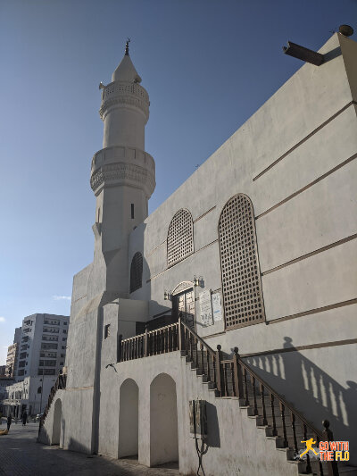 Al Ma'amar Mosque